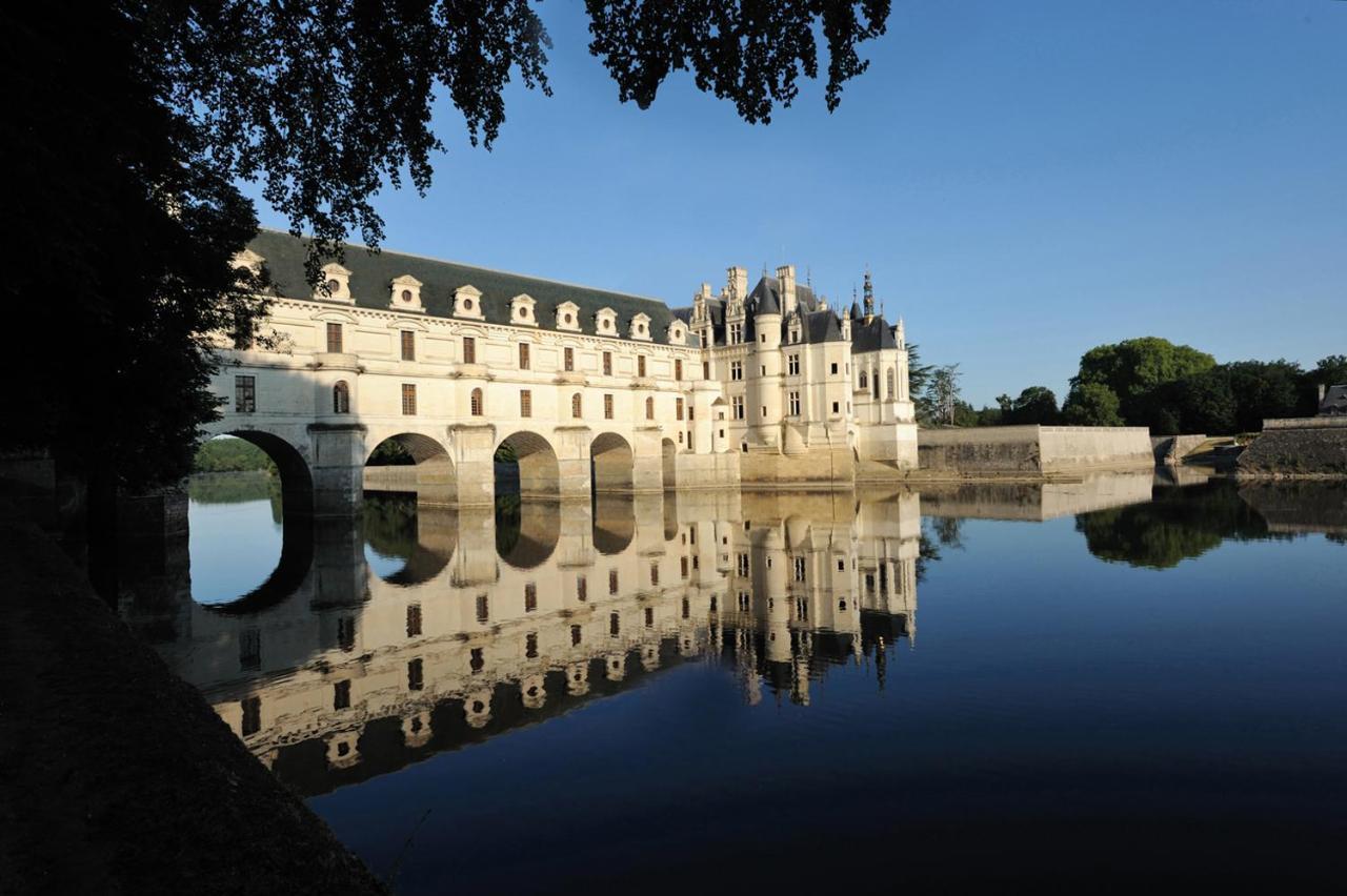 Le Clos De La Chesneraie Saint-Georges-sur-Cher Eksteriør bilde